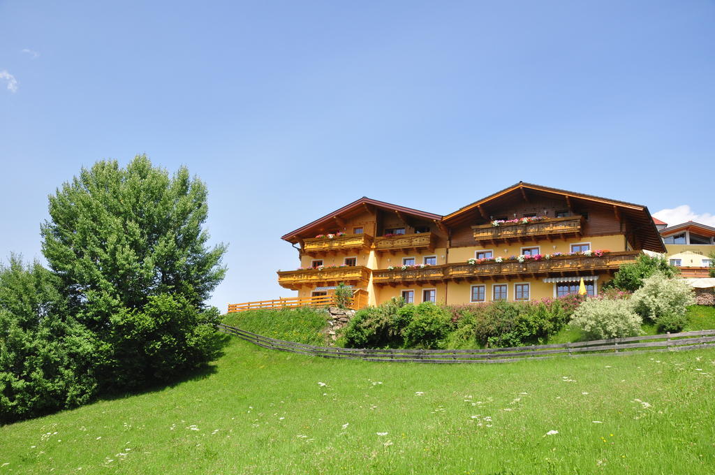Haus Hoellwart Sankt Johann im Pongau Eksteriør bilde